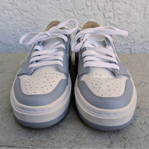 EUC Air Jordan 1 Elevate Low Women’s Shoe. Gray & White. - Picture 2 of 7